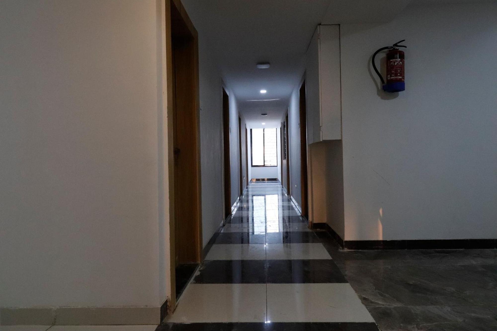 Collection O Manjari - Mundhwa Road Formerly 7 Treats Exterior photo