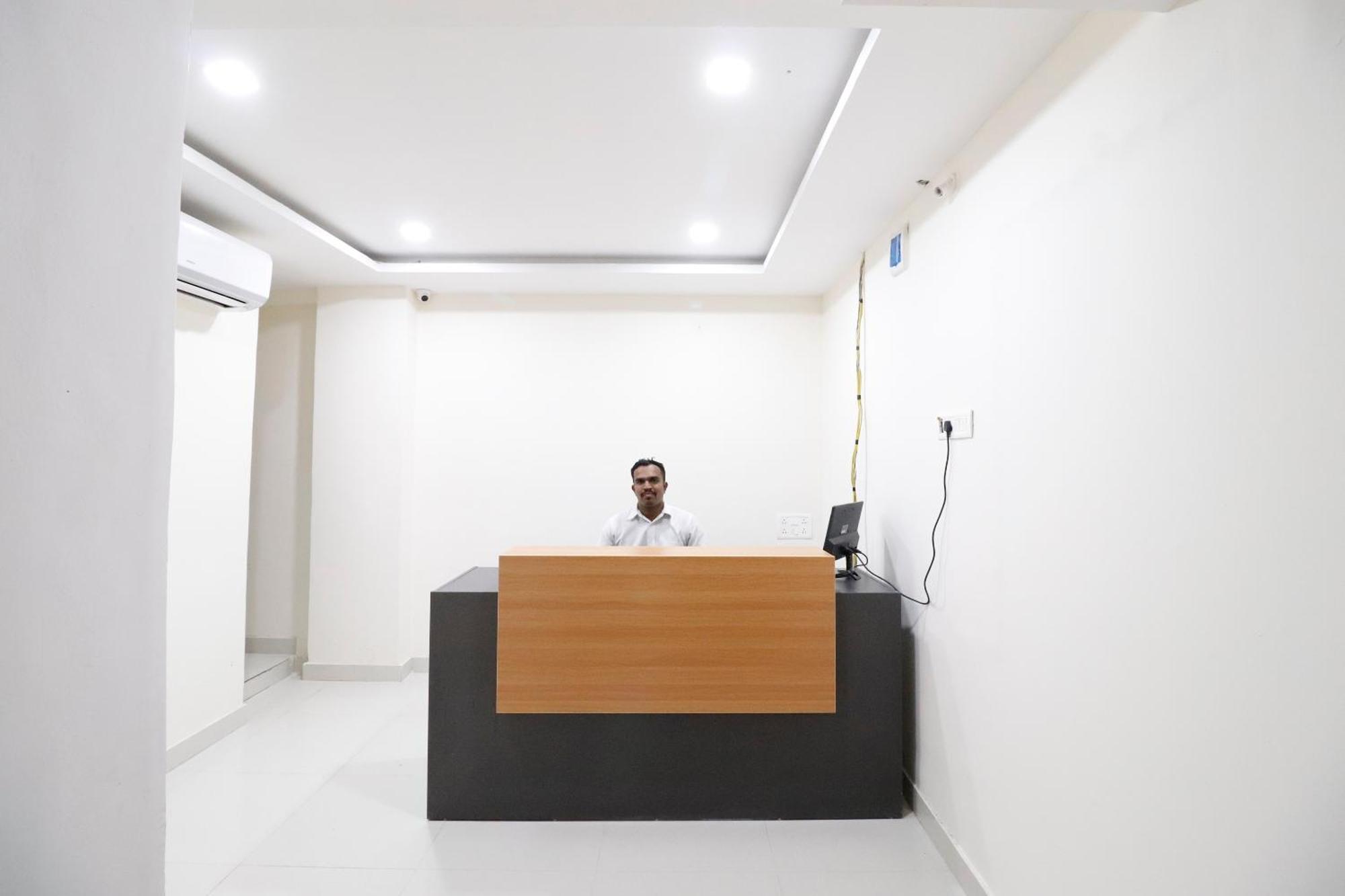 Collection O Manjari - Mundhwa Road Formerly 7 Treats Exterior photo